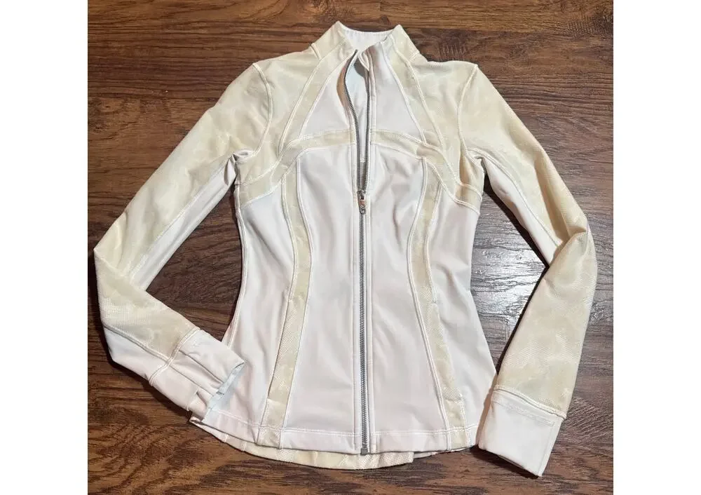 Lululemon Define Jacket Flocked White Floral Lace Luxtreme Special Edition Sz 4